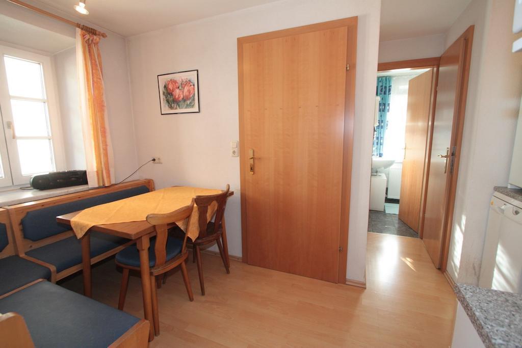Stanzl Haus Apartment Kaltenbach Ruang foto